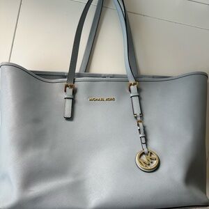 Michael Kors Jet Set Large Travel Shoulder Tote Bag